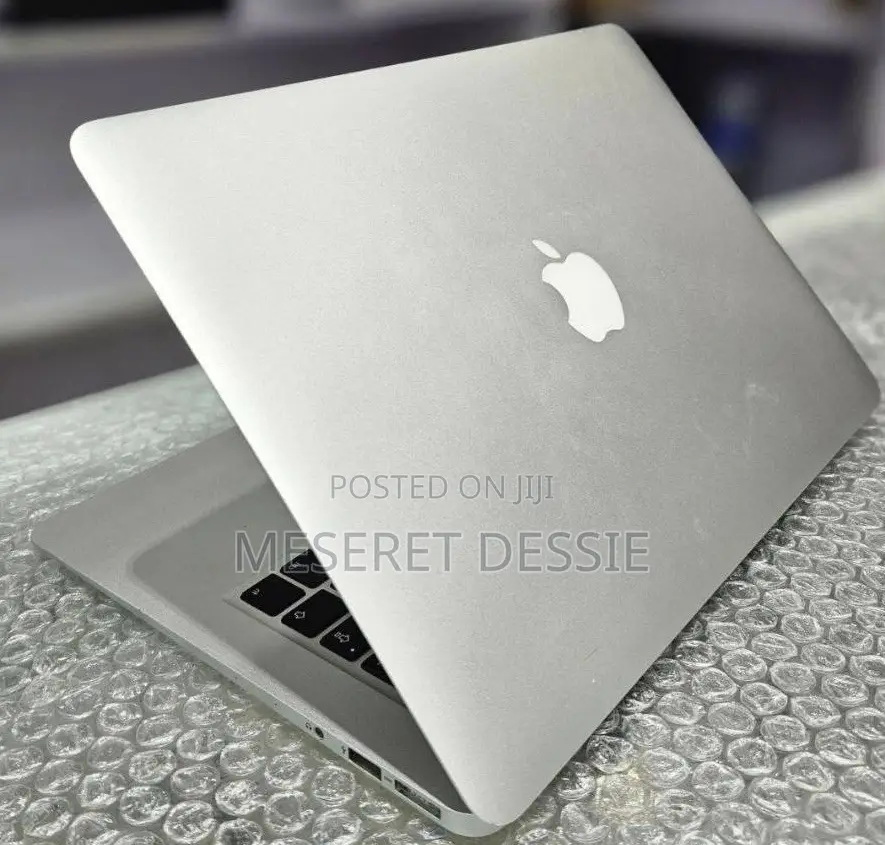 New Laptop Apple MacBook Air 8GB Intel Core i7 SSD 512GB