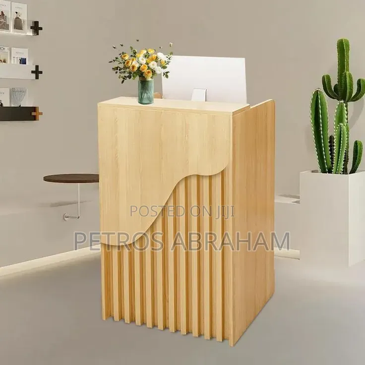 Simple Reception Table