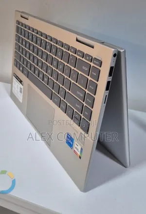 New Laptop HP Envy X360 8GB Intel Core i5 SSD 512GB