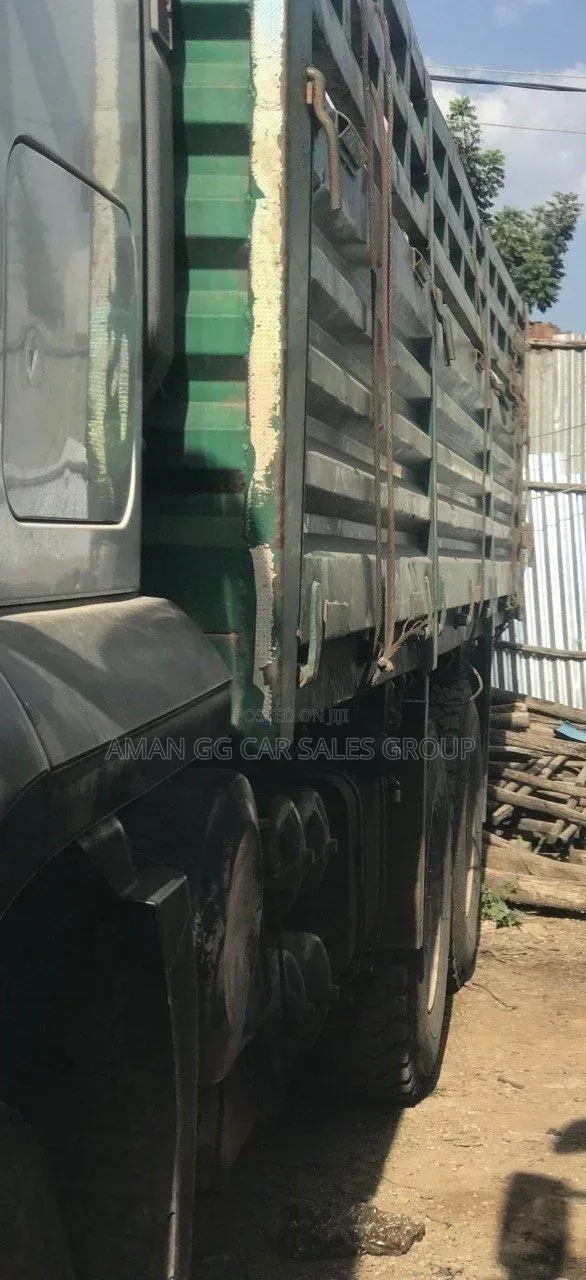 Iveco. 2017. Model.