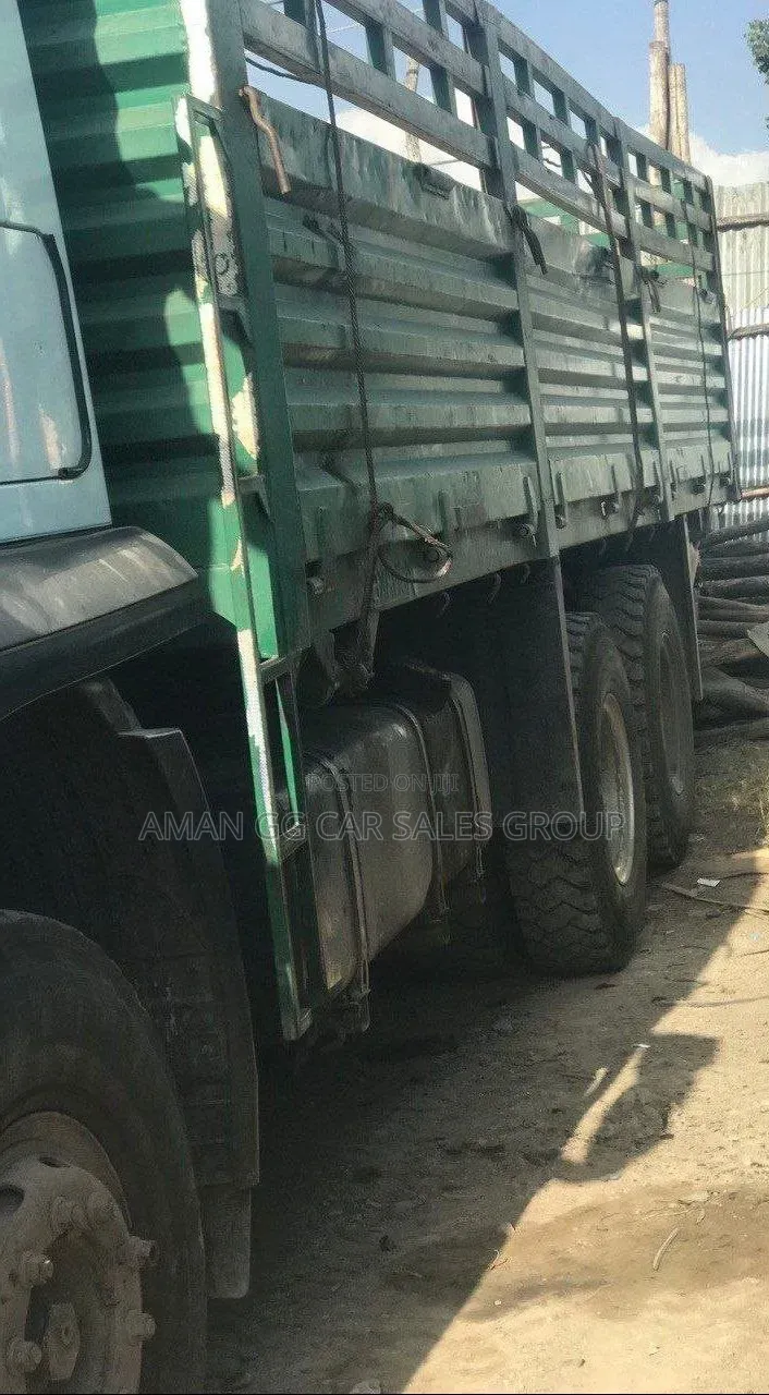 Iveco. 2017. Model.