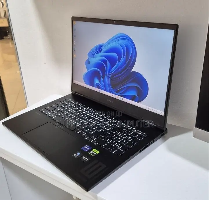 New Laptop HP Omen 16 16GB Intel Core i9 SSD 1T