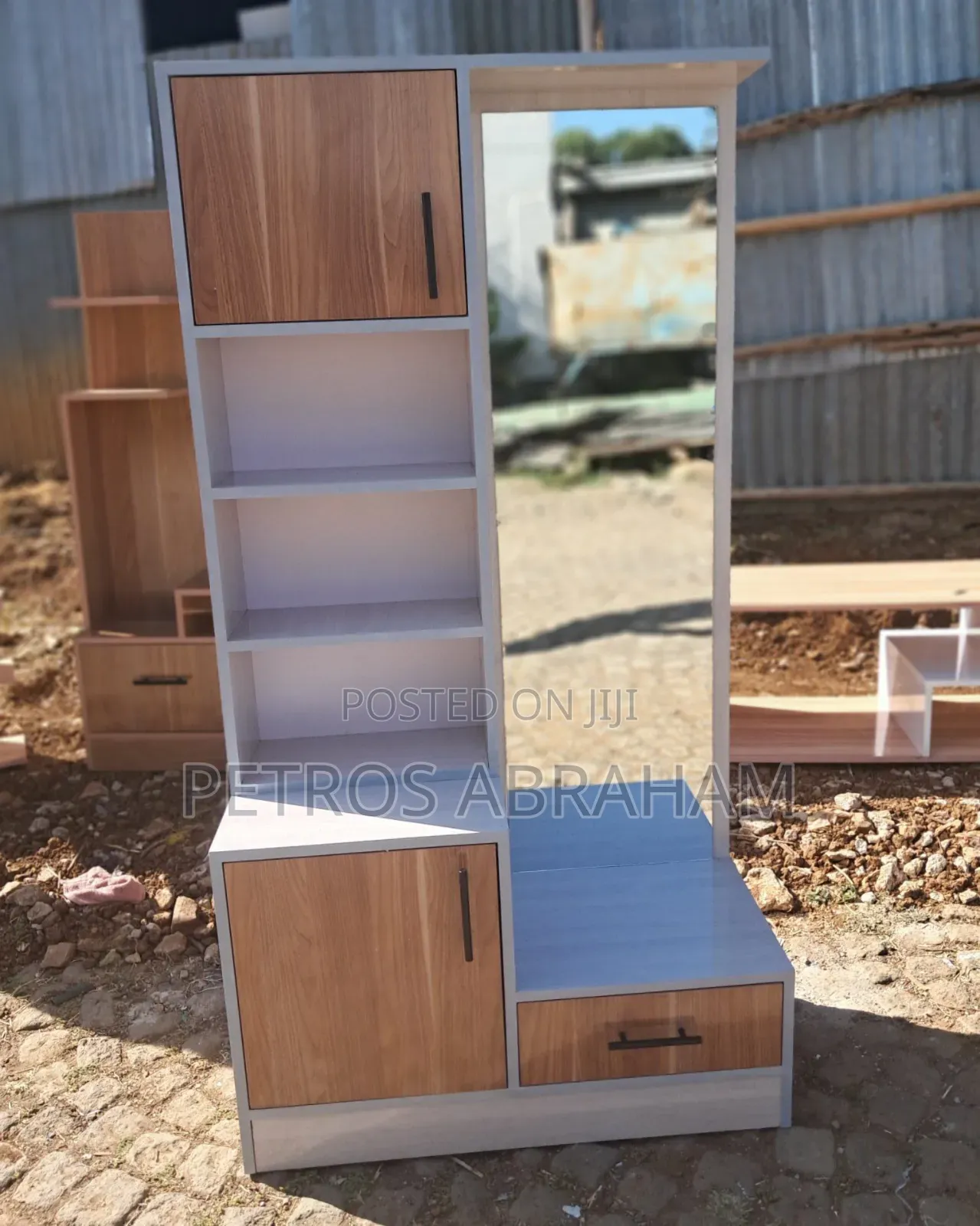 Laminated MDF Dressing Table