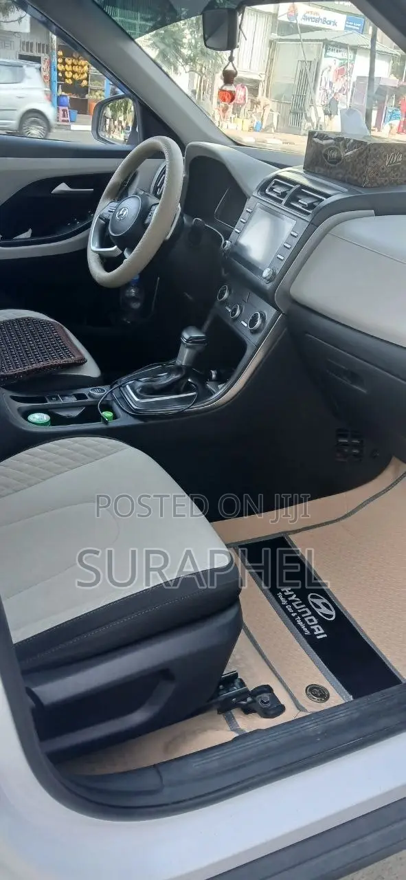 Hyundai Creta 2023 White