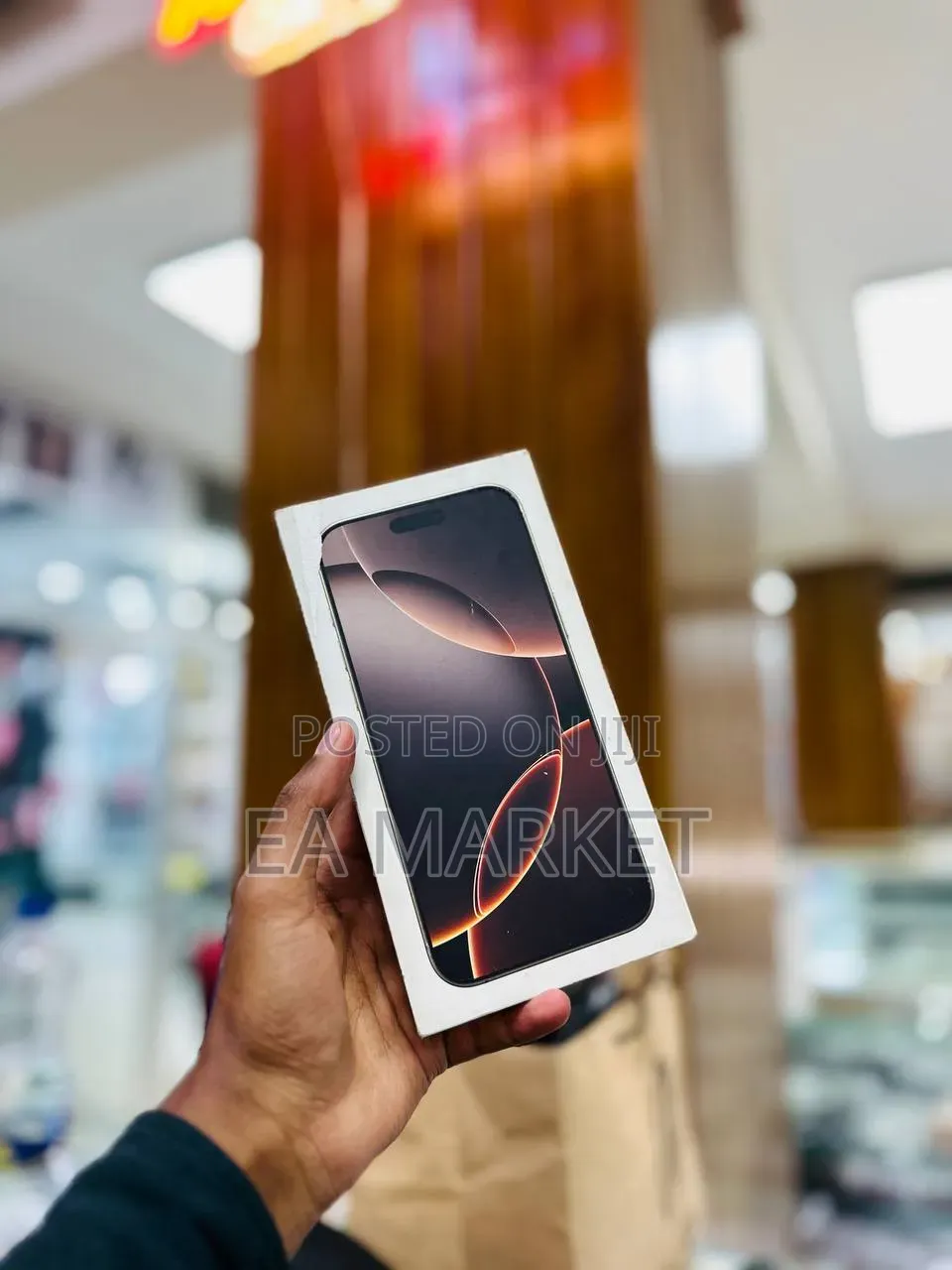 New Apple iPhone 16 Pro Max 256 GB Silver