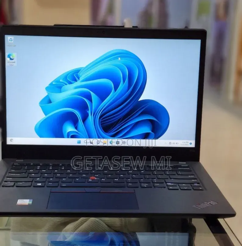 New Laptop Lenovo ThinkPad X1 Carbon 16GB Intel Core i7 SSD 512GB