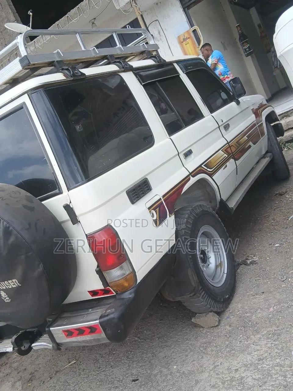 Toyota Land Cruiser 1998 White