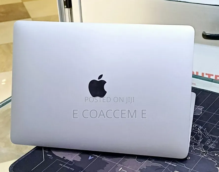 New Laptop Apple MacBook 8GB Apple M2 SSD 512GB