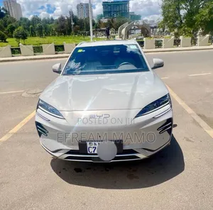 BYD Song Plus 2025 White