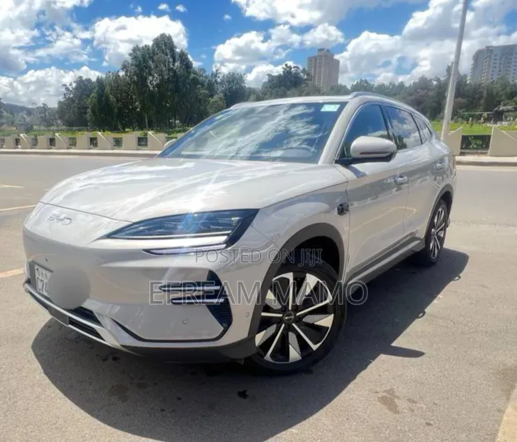 BYD Song Plus 2025 White