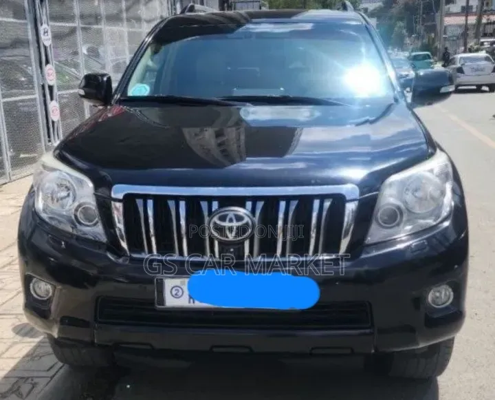 Toyota Land Cruiser Prado 2012 Black