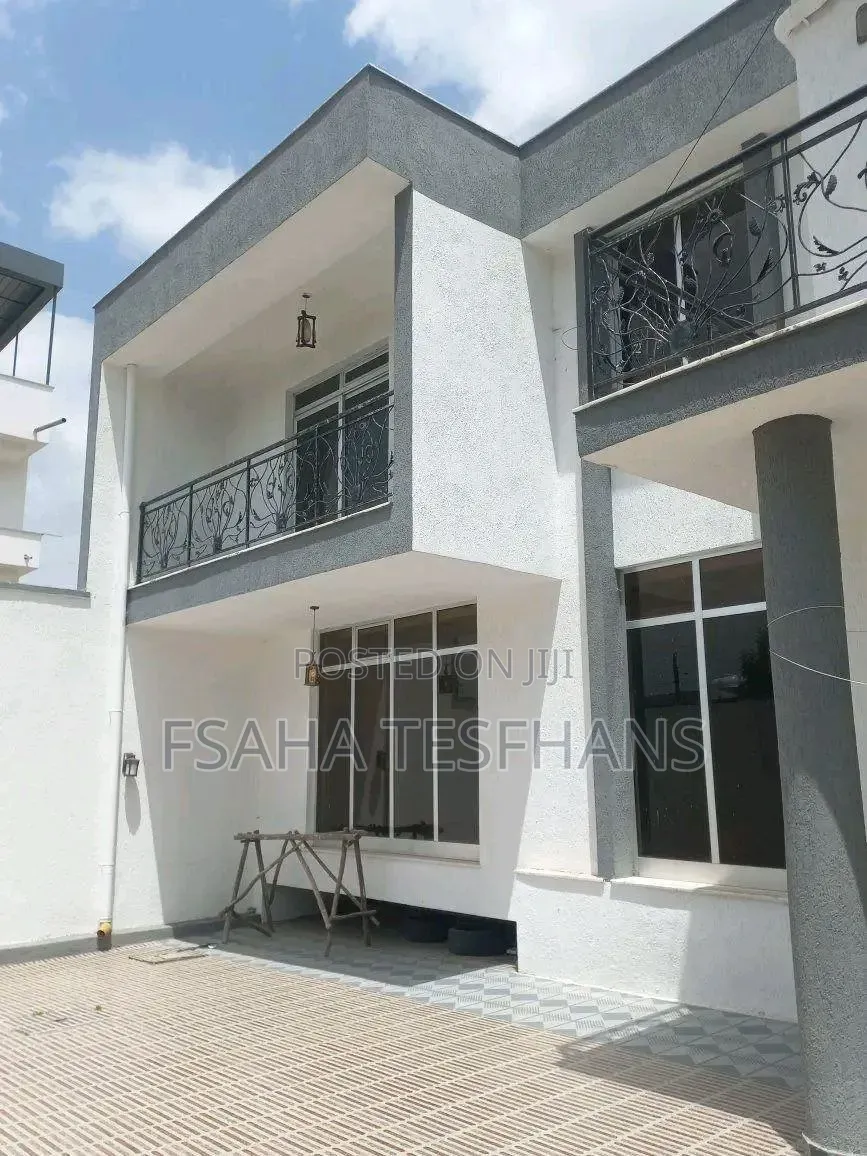 5bdrm House in G+1, Bole for rent