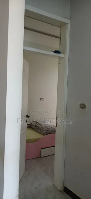 Furnished 4bdrm Villa in Villa, Bole for rent