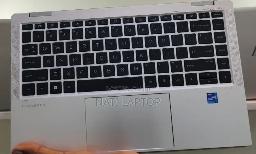 New Laptop HP EliteBook 1040 G8 16GB Intel Core i7 SSD 512GB