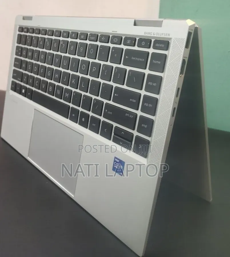 New Laptop HP EliteBook 1040 G8 16GB Intel Core i7 SSD 512GB