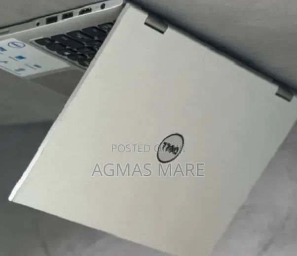 New Laptop Dell Inspiron 11 3000 8GB Intel Core i5 SSD 500GB