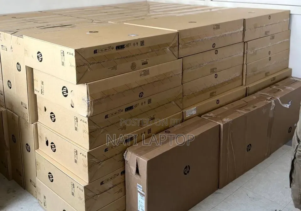New HP 200 G4 22 All-in-One 16GB Intel Core i7 SSD 512GB