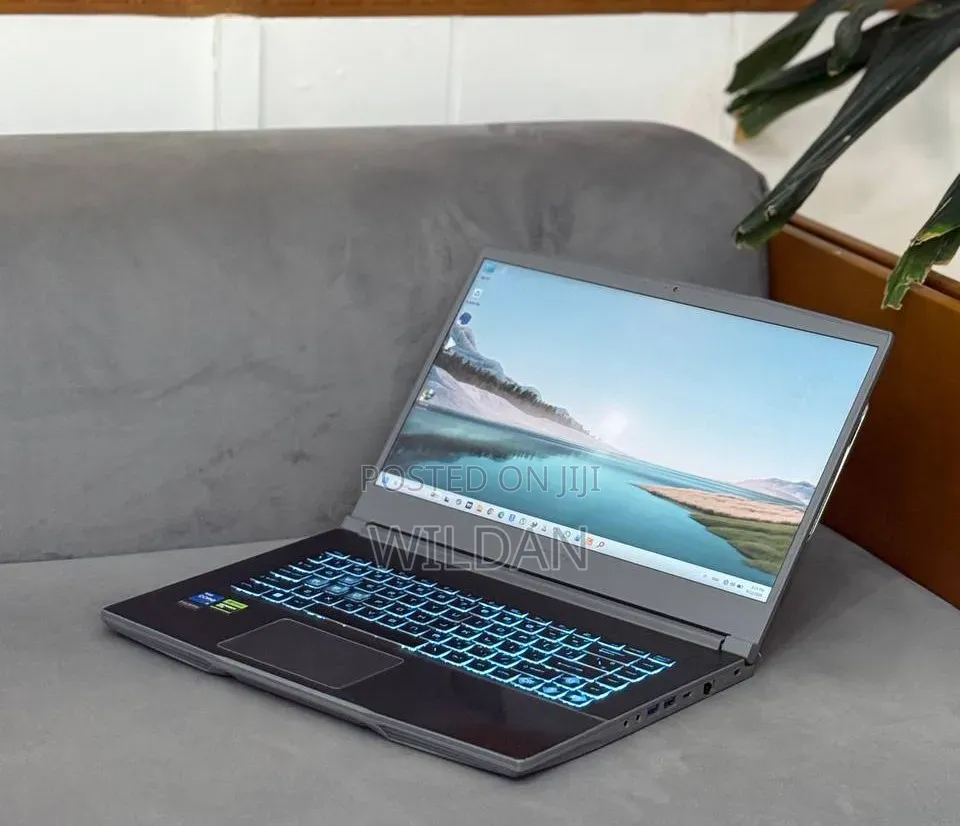 New Laptop 16GB Intel Core i5 SSD 512GB