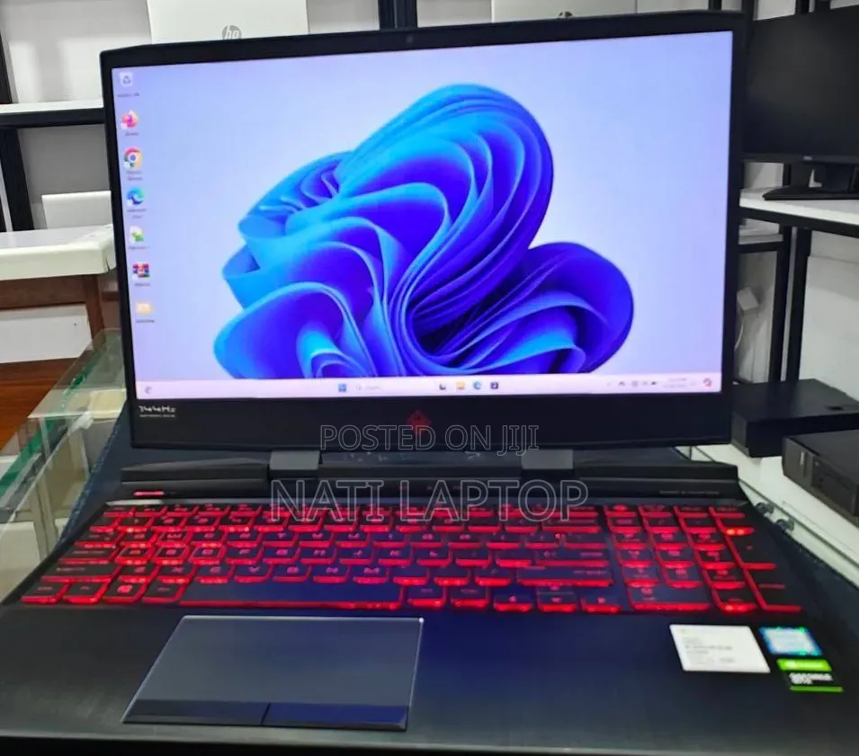 New Laptop HP Omen 15 16GB Intel Core i7 SSD 512GB