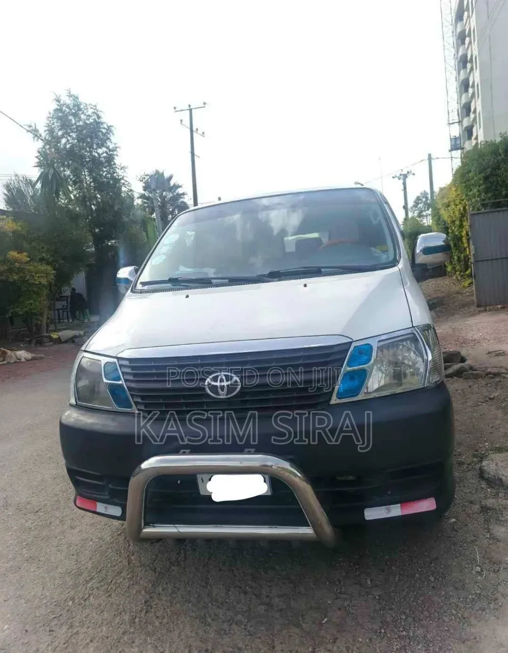 Toyota HiAce 2008 White