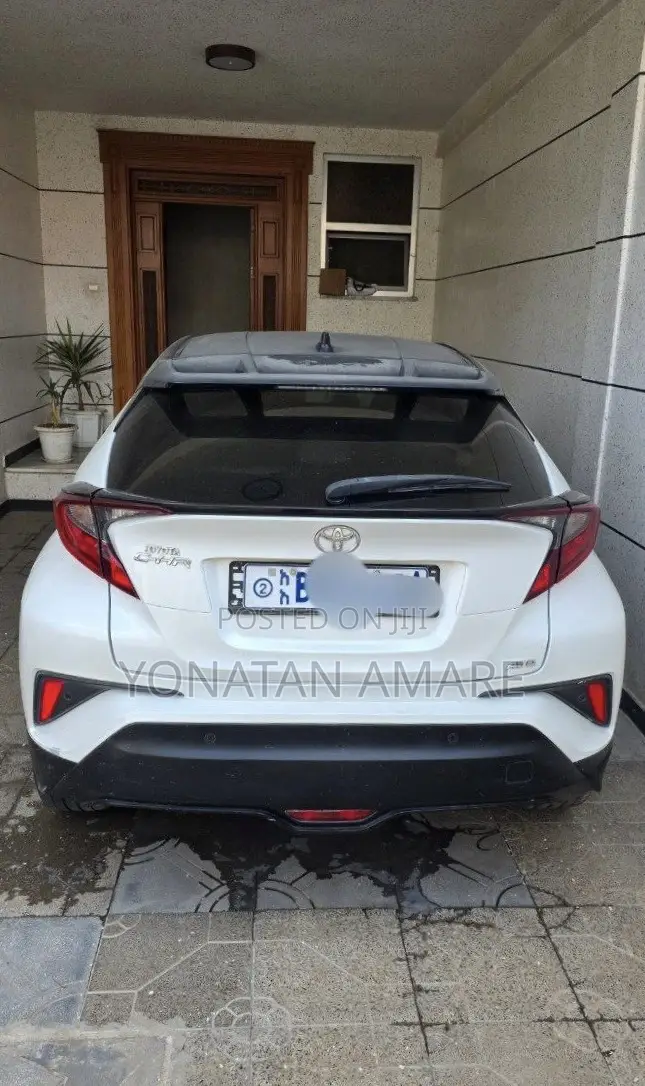 Toyota C-HR 2021 White