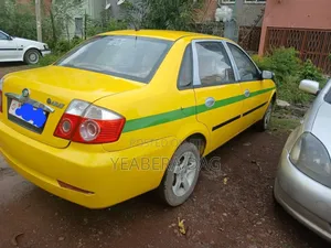 Lifan 520 2008 Yellow