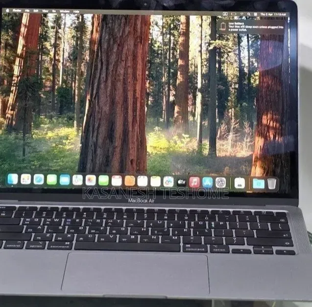 New Laptop Apple MacBook 16GB AMD Ryzen 7 SSHD (Hybrid) 256GB