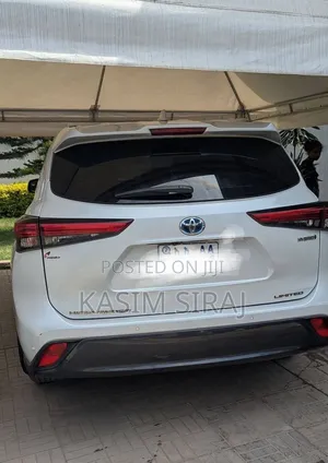 Toyota Highlander Hybrid 2024 White