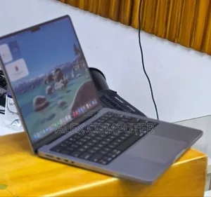 New Laptop Apple MacBook Pro 2021 M1 32GB Apple M1 Pro SSD 1T