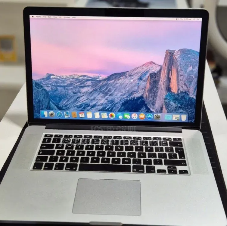 New Laptop Apple MacBook 2015 16GB Intel Core i7 SSD 256GB