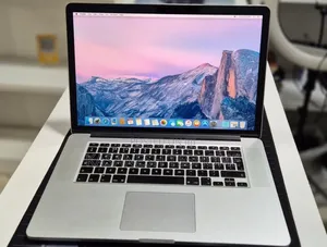 New Laptop Apple MacBook 2015 16GB Intel Core i7 SSD 256GB