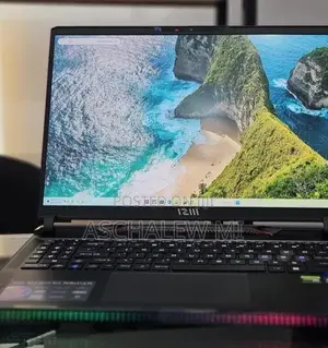 New Laptop MSI 32GB Intel Core Ultra 9 SSD 1T