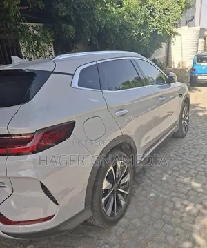 BYD Song Plus 2025 Gray