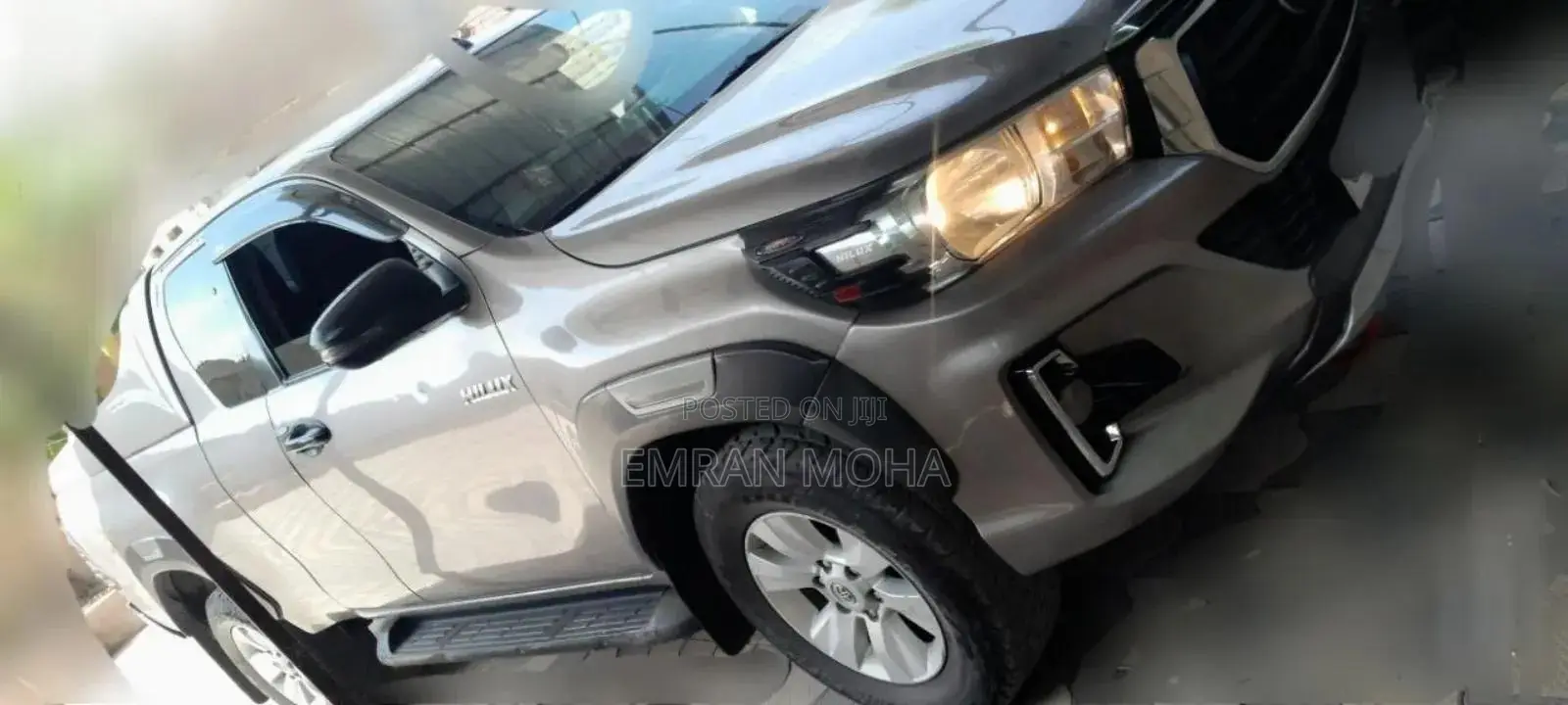 Toyota Hilux 2019 Gray