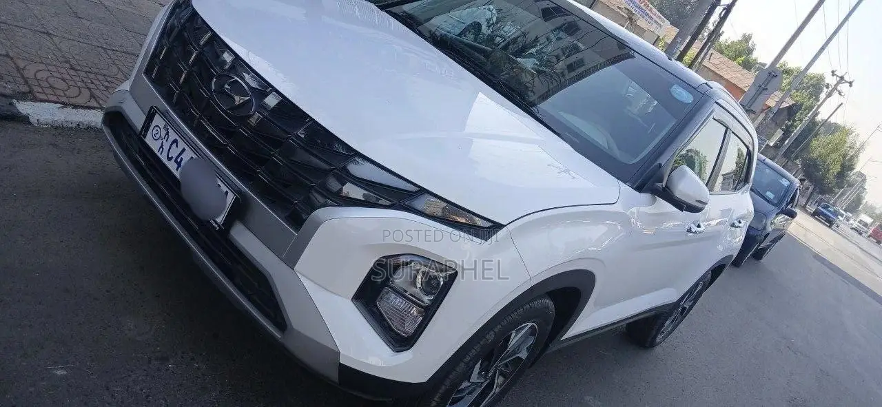Hyundai Creta 2023 White