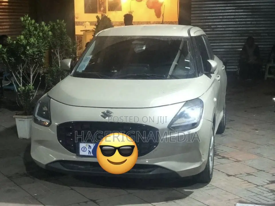 Suzuki Swift 2025 Beige