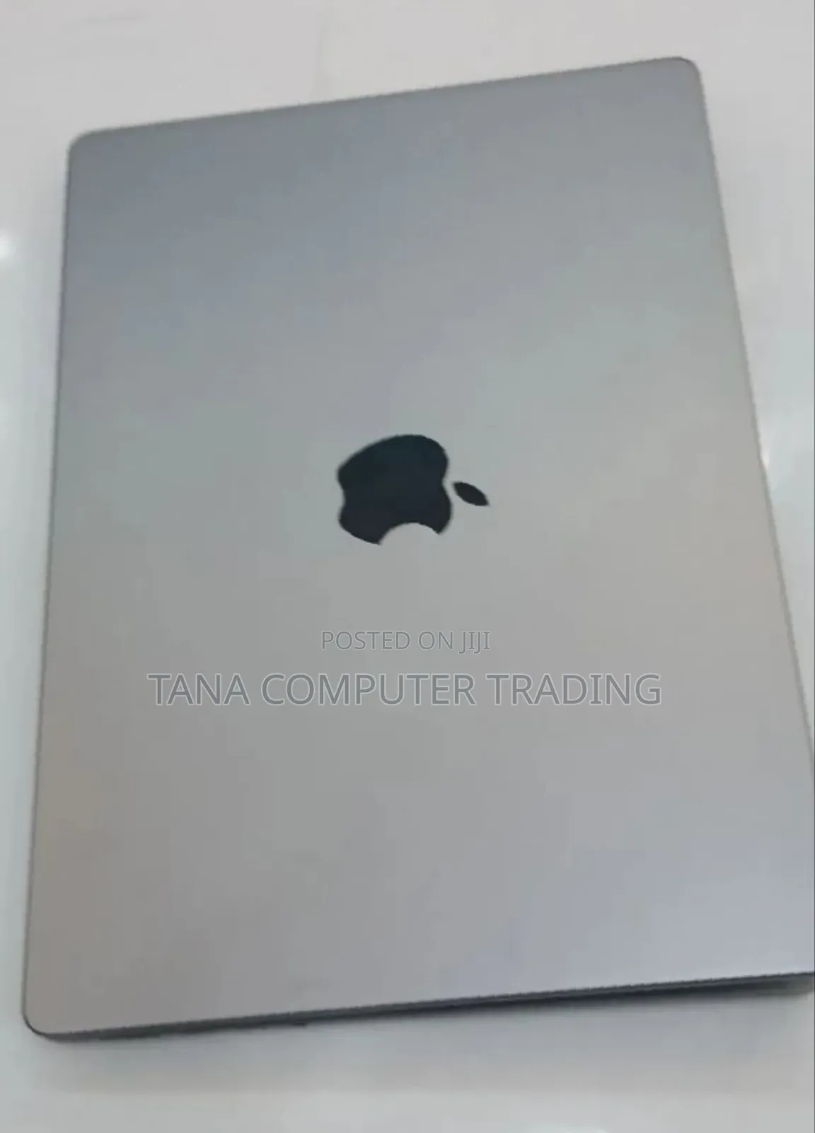 New Laptop Apple MacBook Pro 2021 M1 16GB Apple M1 Pro SSD 512GB