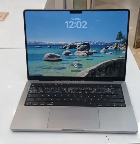 New Laptop Apple MacBook Pro 2021 M1 16GB Apple M1 Pro SSD 512GB