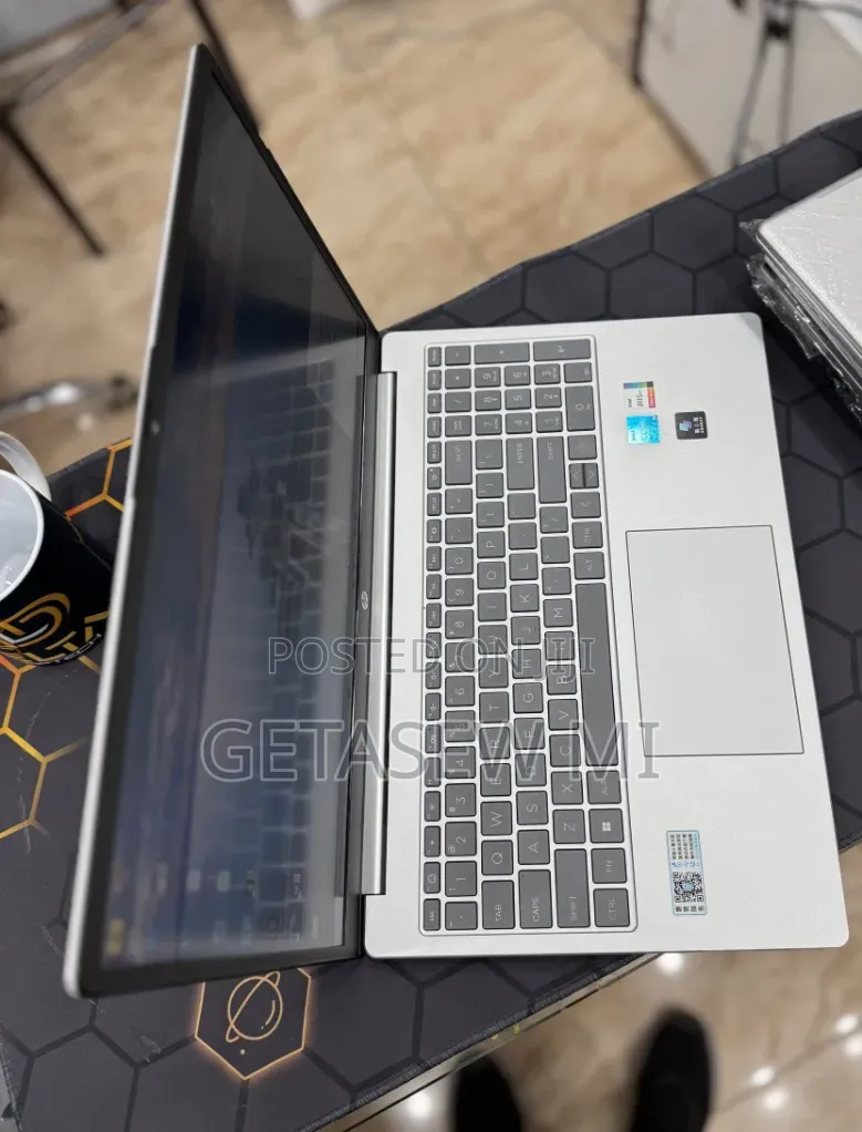 New Laptop HP Stream Notebook 16GB Intel Core i7 SSD 512GB