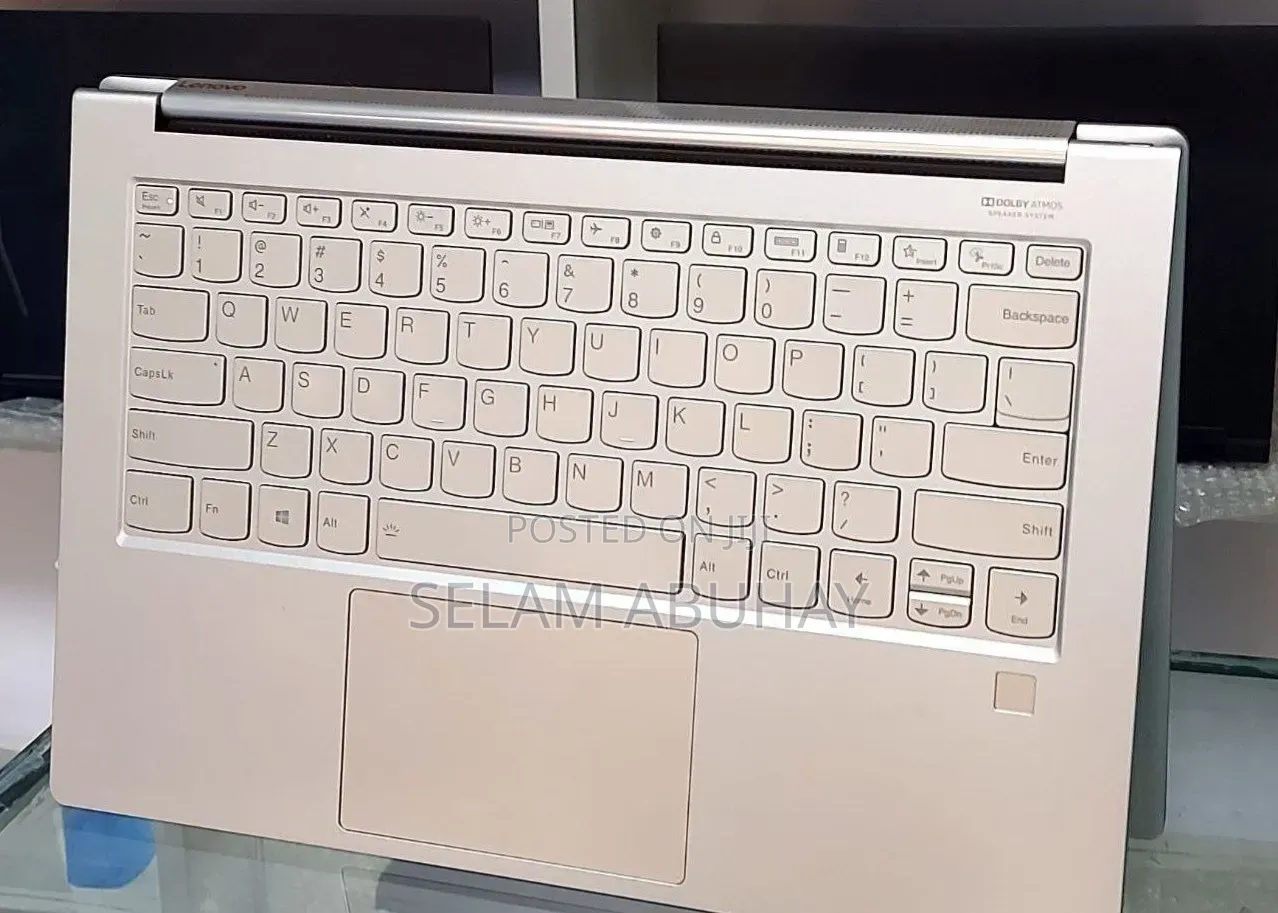 New Laptop Yoga 900 16GB Intel Core i7 SSD 512GB