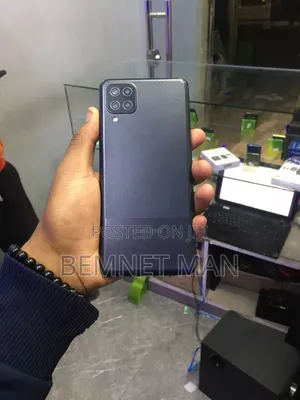 New Samsung Galaxy A12 64 GB Black