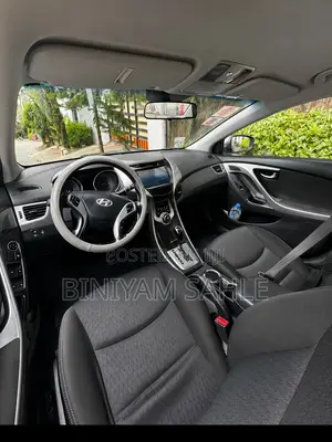 Hyundai Elantra 2013 Silver