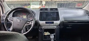Toyota Land Cruiser 2021 Gold