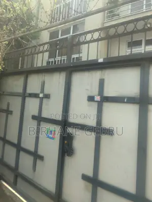 Furnished 7bdrm House in G+2House, Bole for rent