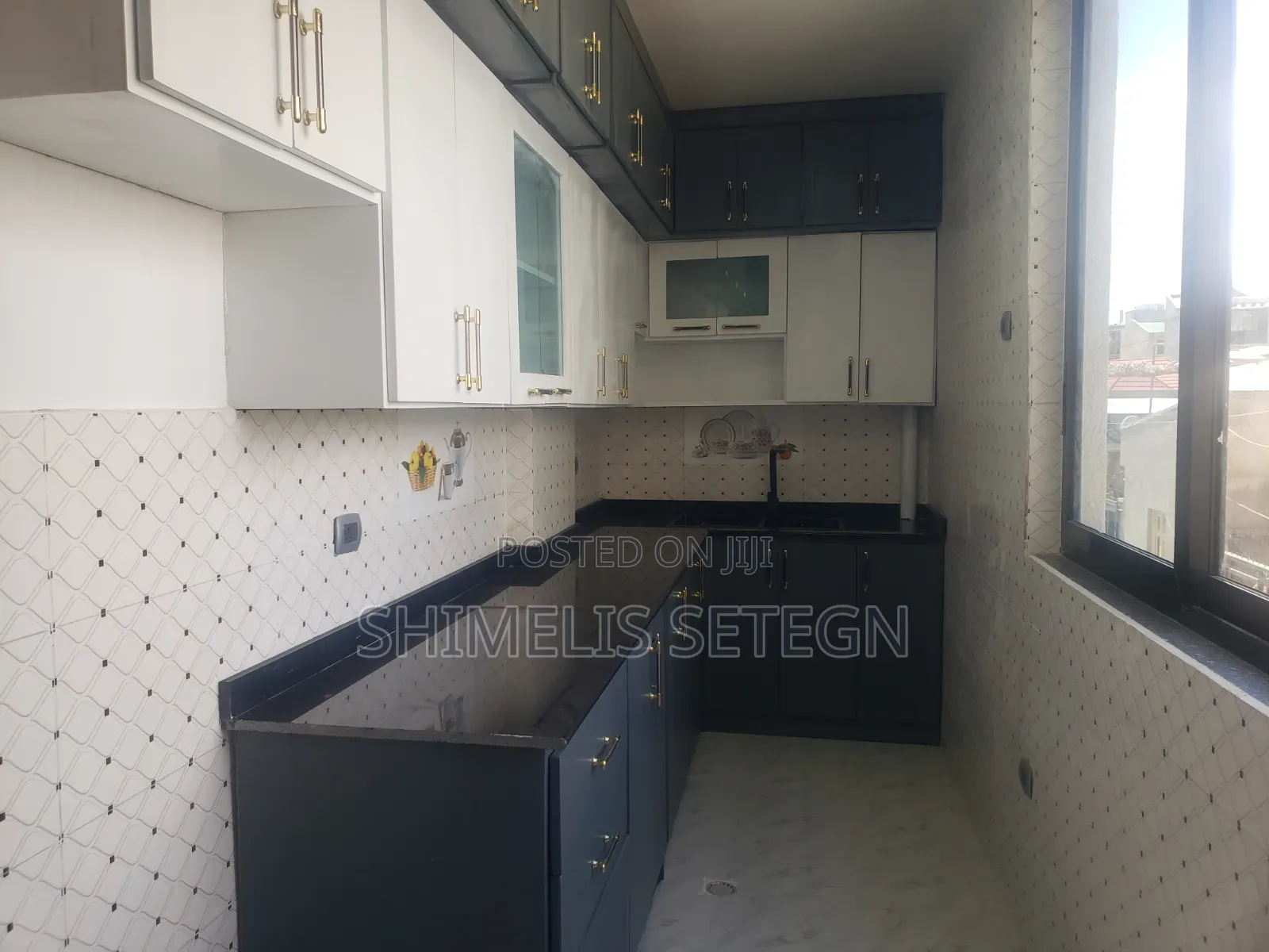 4bdrm Apartment in Bole for rent