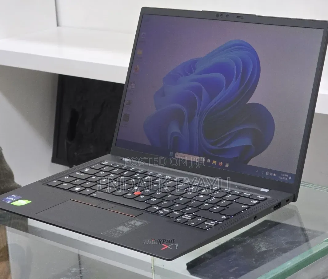 New Laptop Lenovo ThinkPad X1 Carbon 16GB Intel Core i7 SSD 512GB