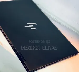Laptop HP Envy x360 8GB AMD Ryzen 5 SSD 512GB