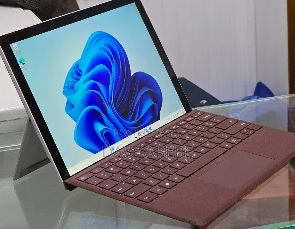 New Laptop Microsoft Surface Pro 6 16GB Intel Core i5 SSD 128GB