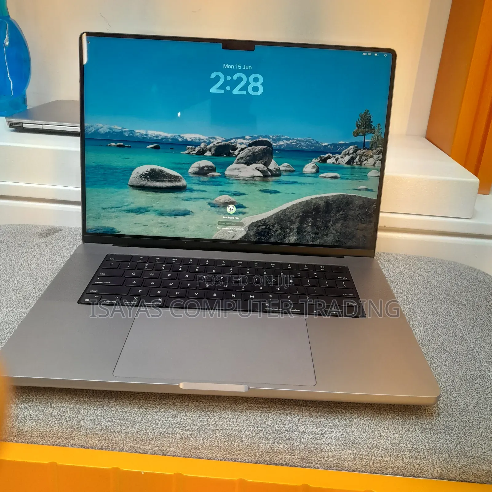 New Laptop Apple MacBook Pro 2021 M1 32GB Apple M1 SSD 512GB