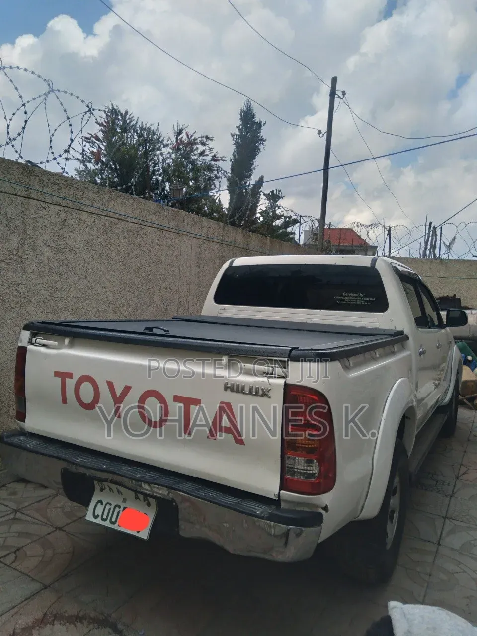 Toyota Hilux 2010 White